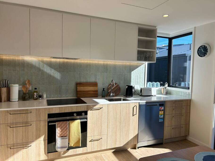 Downtown Apartment Christchurch Exterior photo
